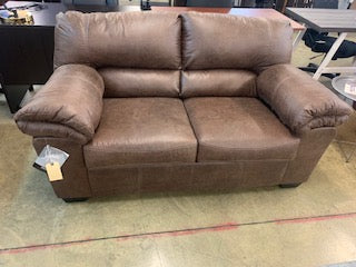 Bladen/Coffee Loveseat